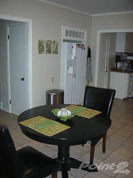 3rd image of 3101 Jules St