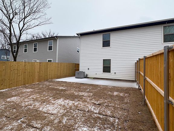 2nd image of 2614 S Fannin Ave