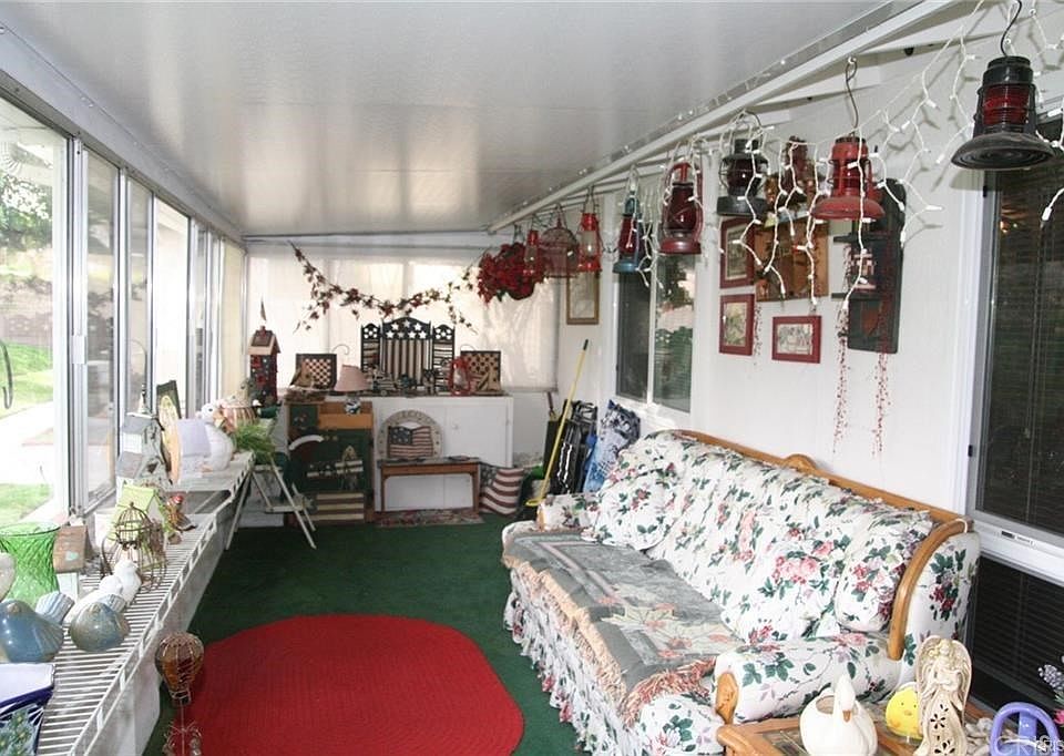 2nd image of 26829 Avenue Of The Oaks Unit B