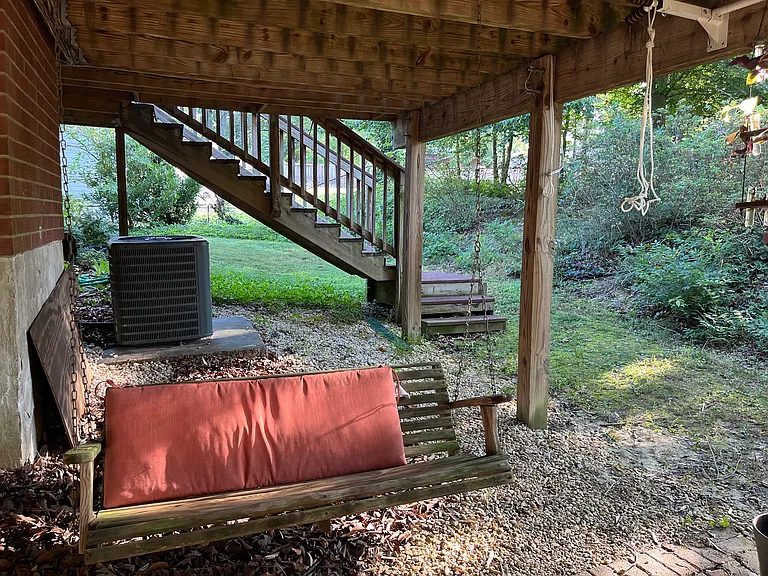 4209 Kilbourne Dr — Photo 11