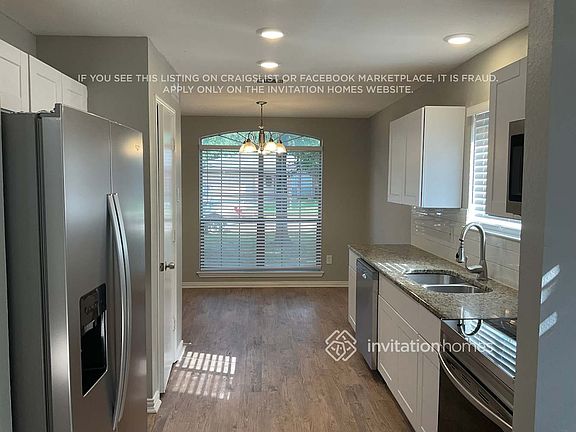 5th image of 1216 Hidden Creek Dr