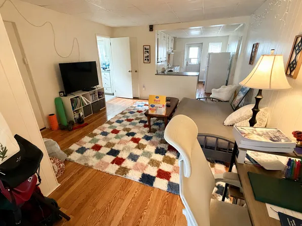 218 E State St, Ithaca, NY