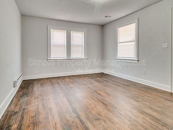 2nd image of 944 East Dr