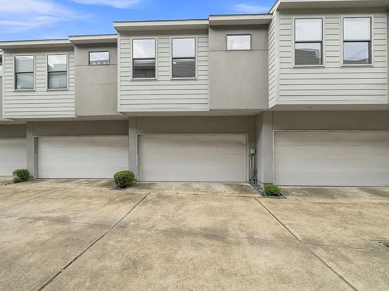 1035 Bonner St #1035 — Photo 34
