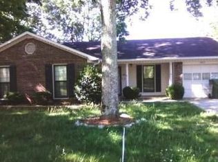 1040 Sandy Springs Rd NW, Huntsville, AL 35806