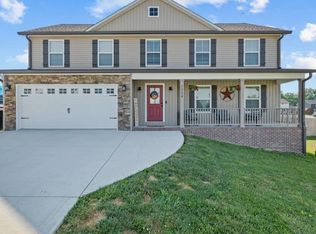 5824 Southern Hills Dr, Baxter, TN 38544