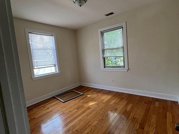 3rd image of 1915 N 18th St