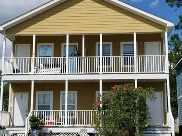 2508 Gladiolus St, Ocean Springs, MS 39564