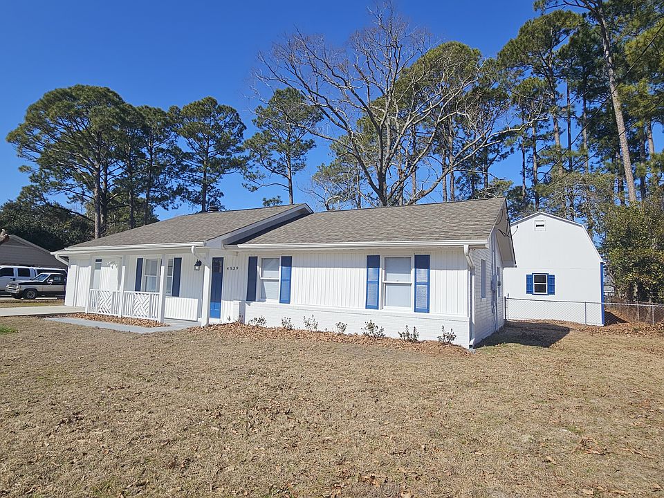 1st image of 4839 Berkley Dr