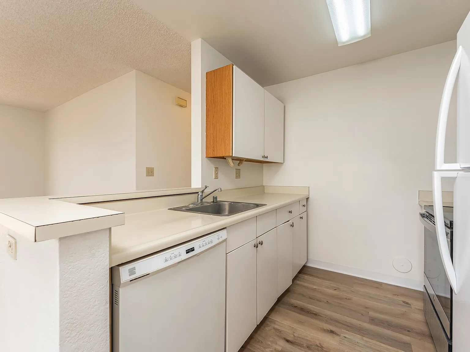 2 bed, 1.5 bath, 750 sqft, $2,800 — Photo 4