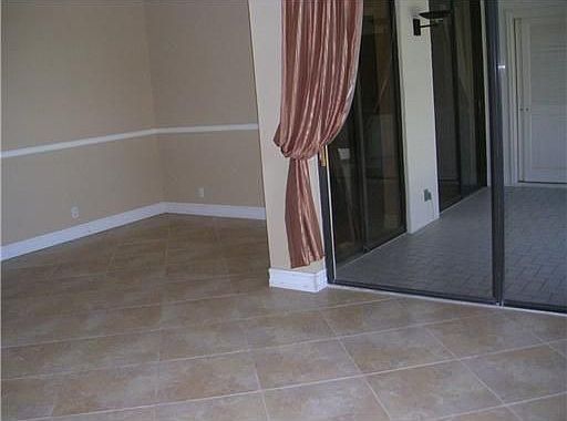 5th image of 5422 Venetia Ct #507-G