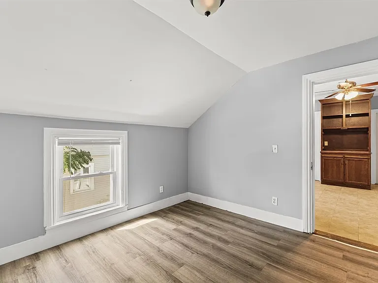 49 Parker St #2 — Photo 11