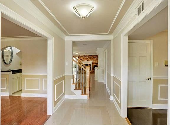 3rd image of 26 Chateau Mouton Dr
