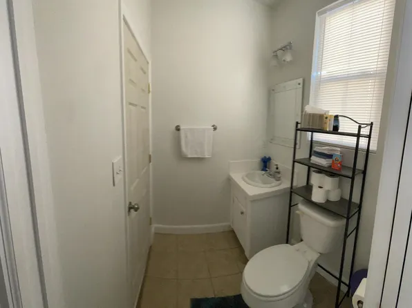 310 Elm Ave #4, Hampton, VA 23669