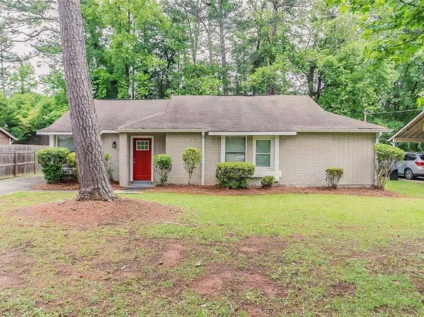 2469 Newgate Dr, Decatur, GA 30035