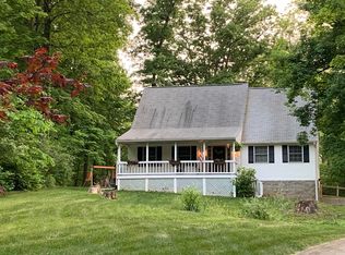 5631 W Redbud Dr, Ellettsville, IN 47429