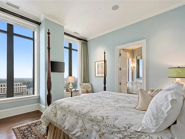 3376 Peachtree Rd NE #47A — Photo 31
