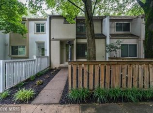 11704 Decade Ct, Reston, VA 20191