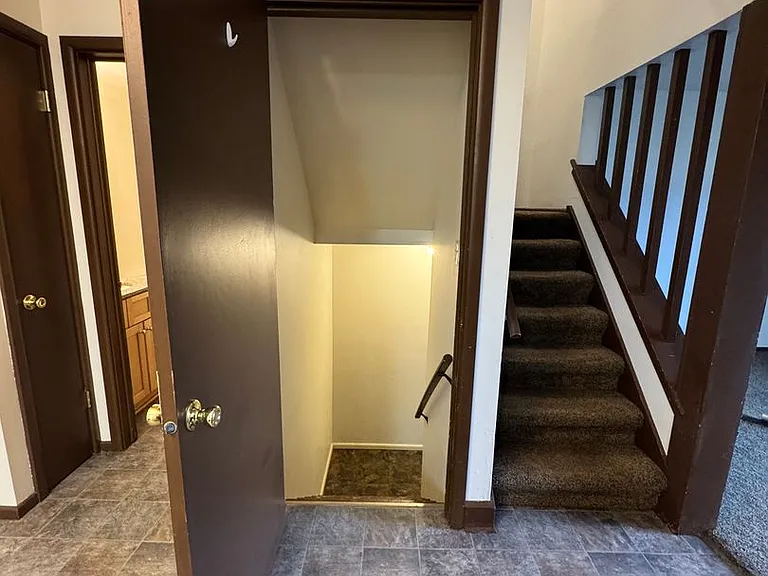 1515 Holiday Dr — Photo 32