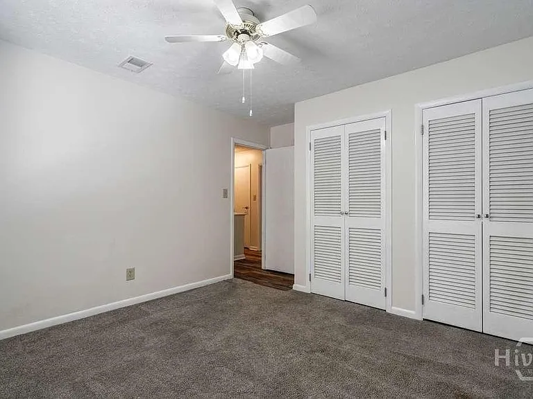 108 Fernbanks Ct — Photo 18