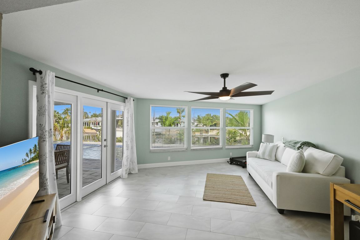 next background image