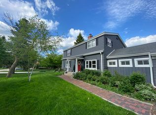 8080 N Mohawk Rd, Fox Pt, WI 53217