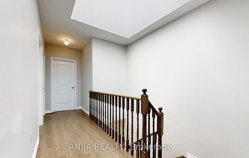 Richmond Hill Townhouse for rent - 4 Bedrooms — photo 14