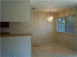 5th image of 7406 Londres Dr