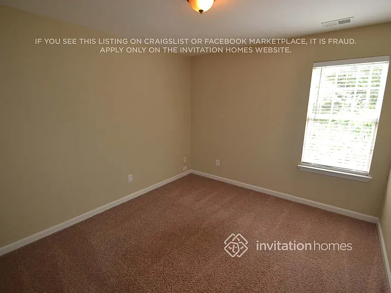 2359 Heatherton Ct — Photo 8