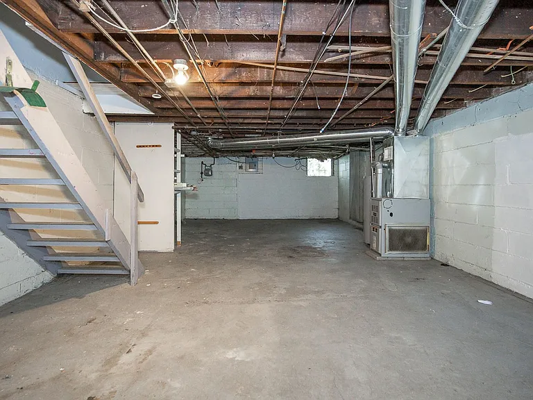 2801 Riverside Ave — Photo 10