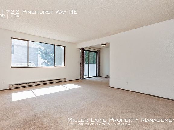 3rd image of 11722 Pinehurst Way NE