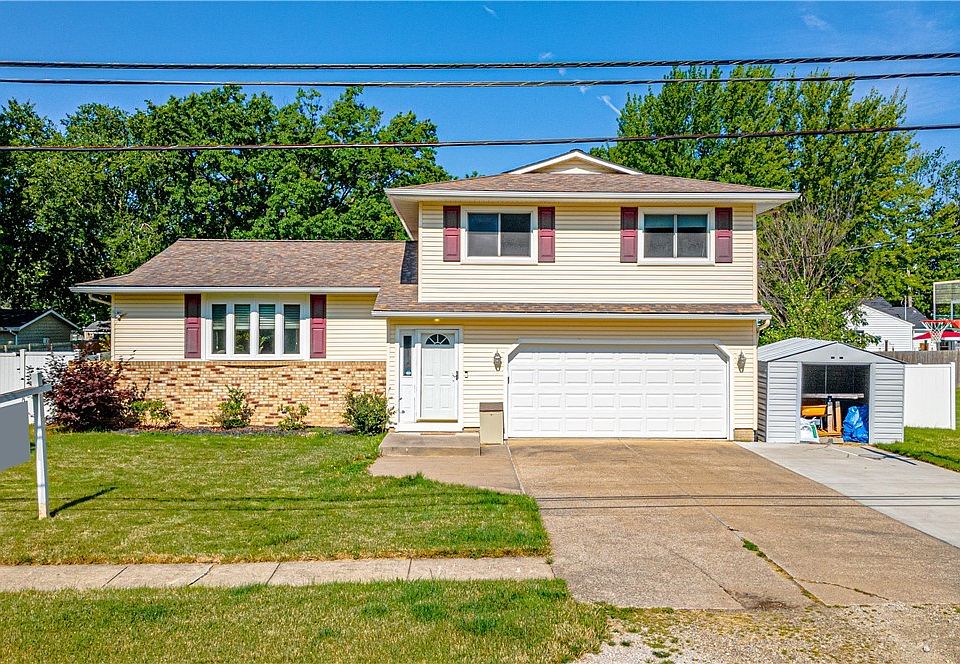 1st image of 734 Maplewood Ave