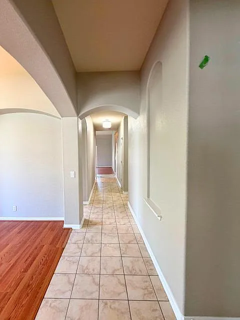 4 bed, 3.0 bath, 2655 sqft, $2,650 — Photo 4