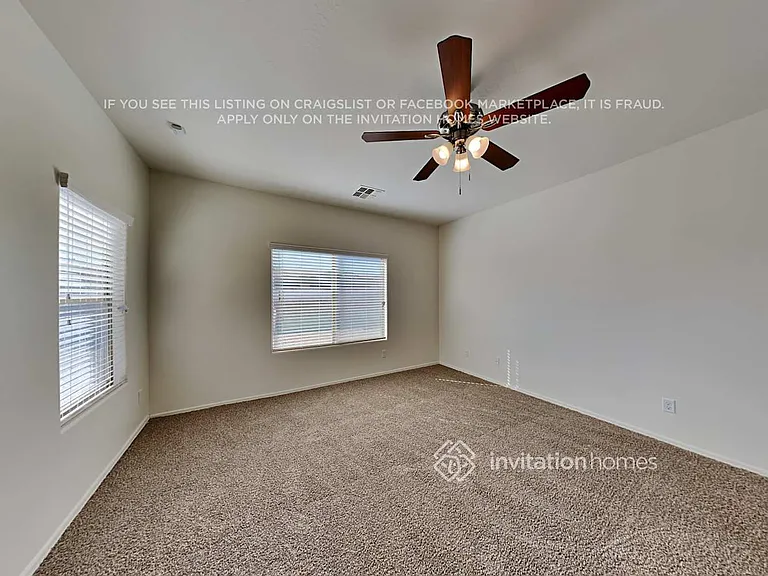 10821 W Madison St — Photo 8