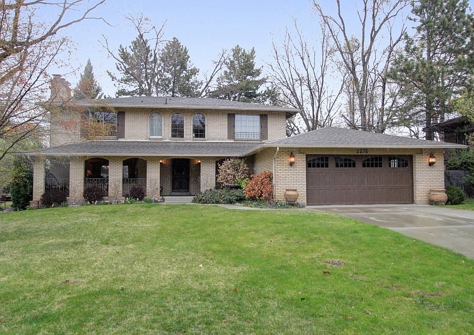 For Sale: 2275 E PANORAMA DR, Holladay, Utah 84124