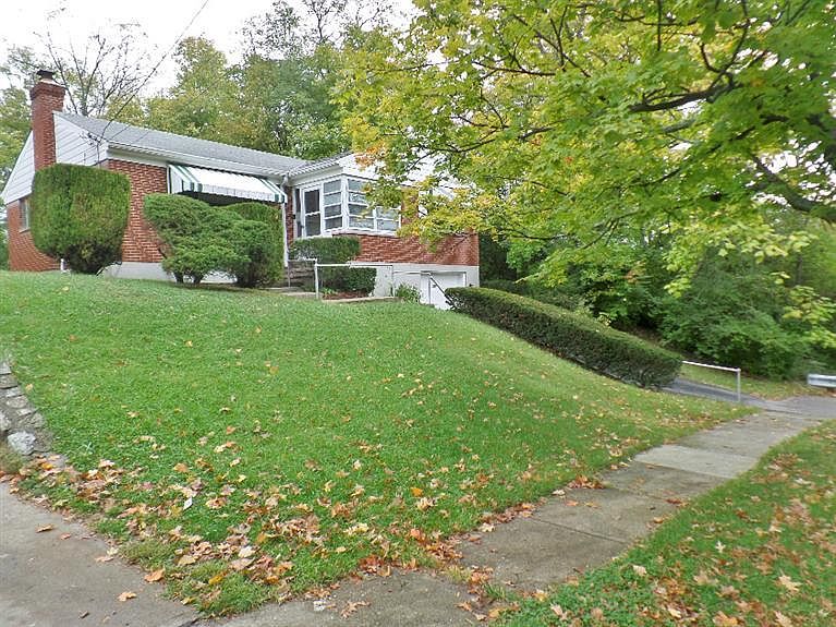 2nd image of 2642 McKinley Ave
