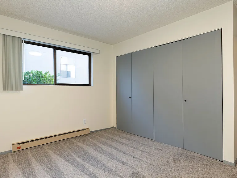 6549 California Ave SW — Photo 12