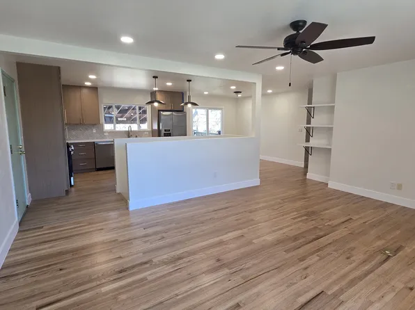 2934 S Zurich Ct, Denver, CO 80236