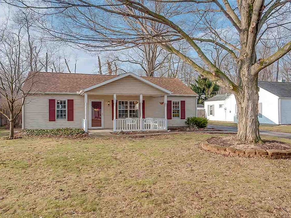 1st image of 1826 Hartman Dr