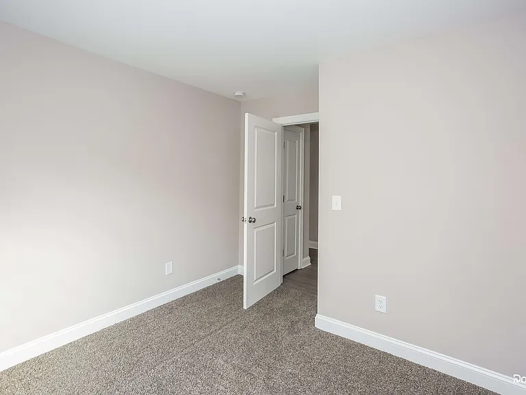 220 Arey Ave — Photo 12