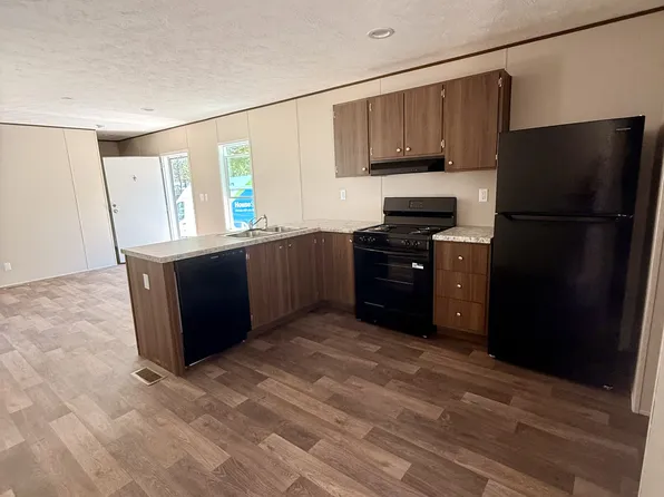411 Rs County Rd #3333, Emory, TX 75440