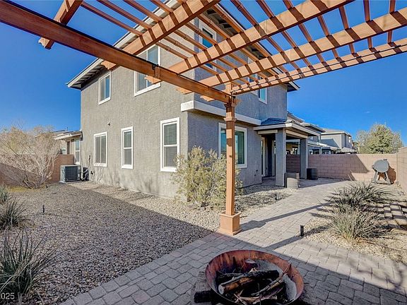 5th image of 422 Barcarolle Ln