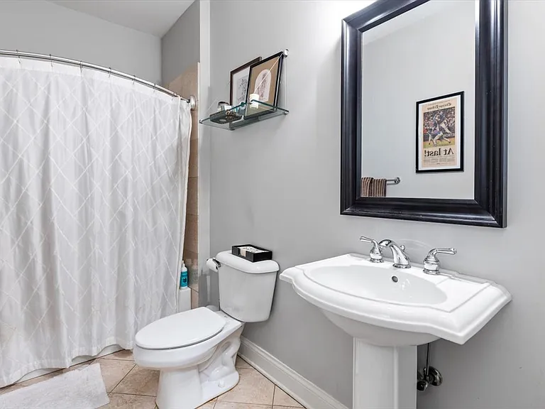 454 N Aberdeen St #2N — Photo 18