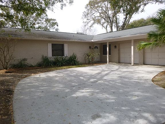 2nd image of 604 Valley Hill Dr
