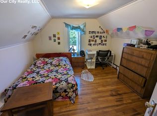 5 Cedar Sq #3, Cambridge, MA 02140