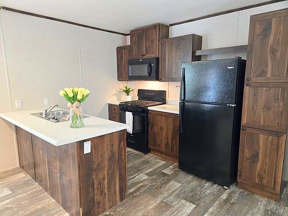 2nd image of 2121 Panhandle Rd #69