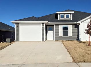 717 Short Leaf Ln, Oronogo, MO 64855