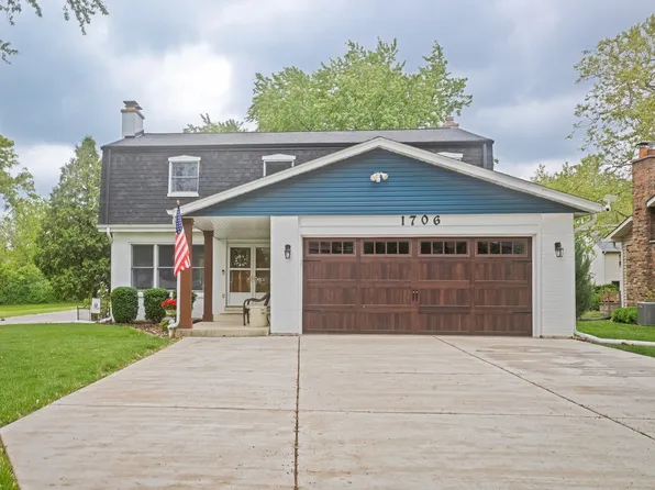 1706 Childs St, Wheaton, IL 60187
