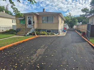 307 W 12b St N, Lethbridge, AB T1H 2K9