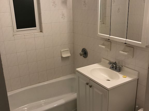 4th image of 3400 69th St